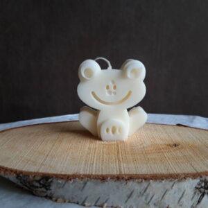 Kikkerkaars-handgemaakt- koolzaadwas - milieuvriendelijk