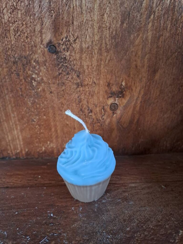 Cupcake kaars- 100%koolzaadwas- handmade-candle - Afbeelding 9