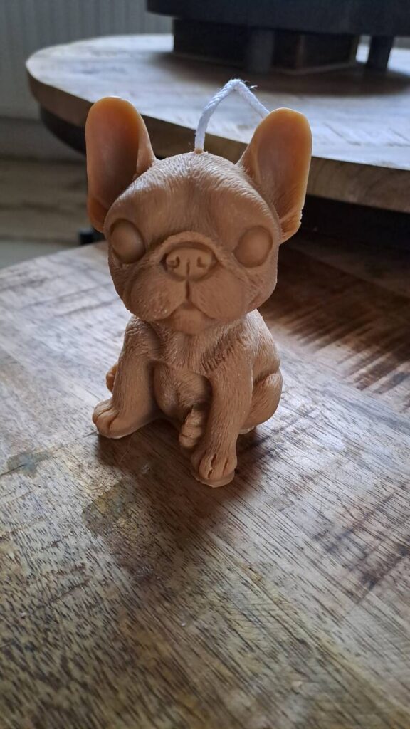 Franse bulldog kaars- koolzaadwas - handgemaakt - Afbeelding 3