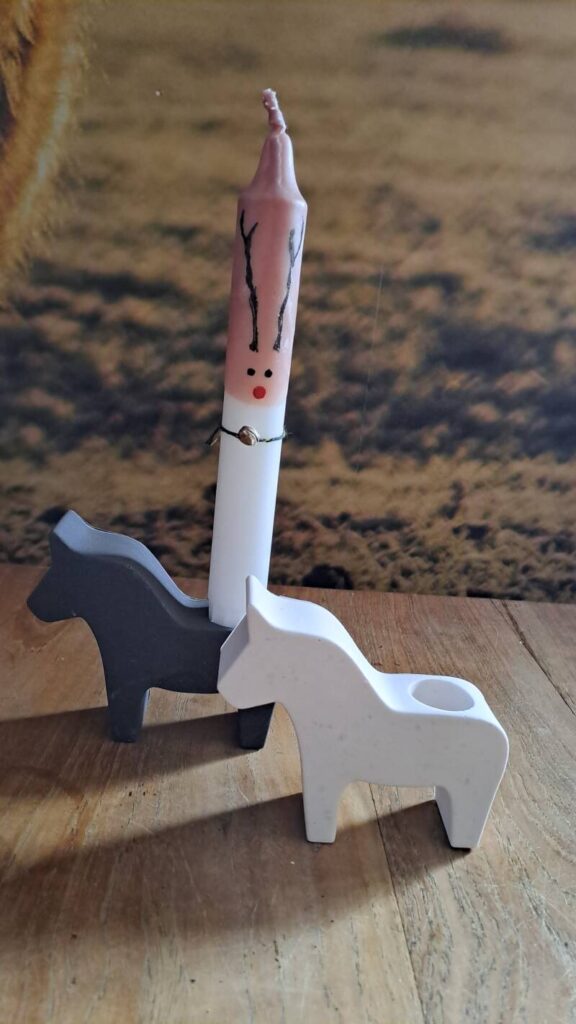 Kandelaar "paard" gemaakt van jesmonite - Afbeelding 4