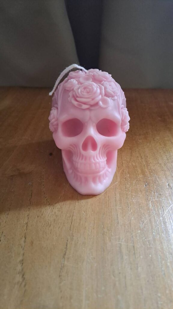 Skull doodshoofd kaars met bloemen - schedel decoratie - Afbeelding 4