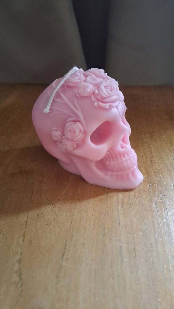 Skull doodshoofd kaars met bloemen - schedel decoratie - Afbeelding 5