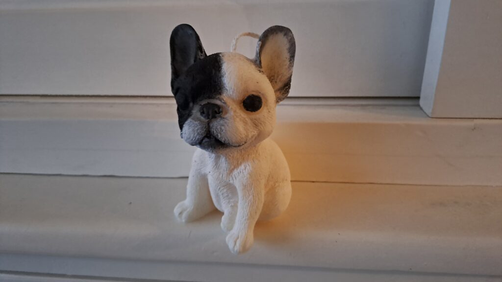 Franse bulldog kaars- koolzaadwas – handgemaakt
