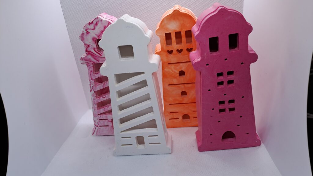 Handgemaakte Jesmonite vuurtoren – sfeervolle decoratie